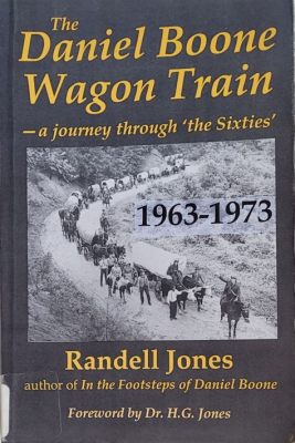 Wagon Train! En resa genom det vilda västerns hårda verklighet med en stellarbesättning och episka berättelser!